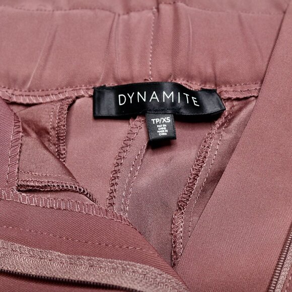 Dynamite Women's Paper Bag Short in Mauve, size S - Picture 4 of 9